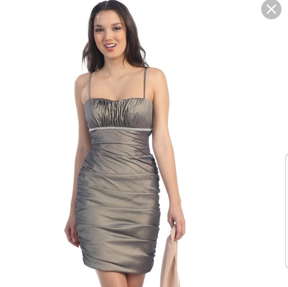 Eureka Fashion - 1646 Short Taffeta Rhinestone